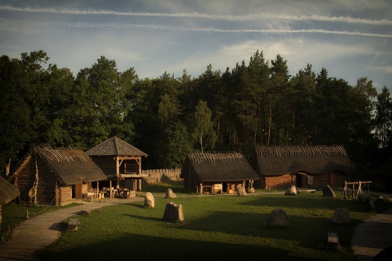 The Medieval Settlement of Sławutowo