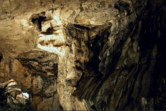 Łokietka Cave