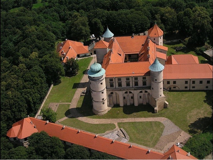 Castles and Palaces in Kraków Area