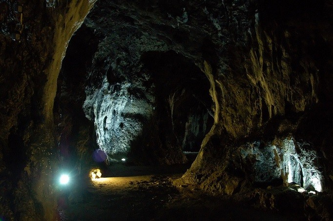 Łokietka Cave
